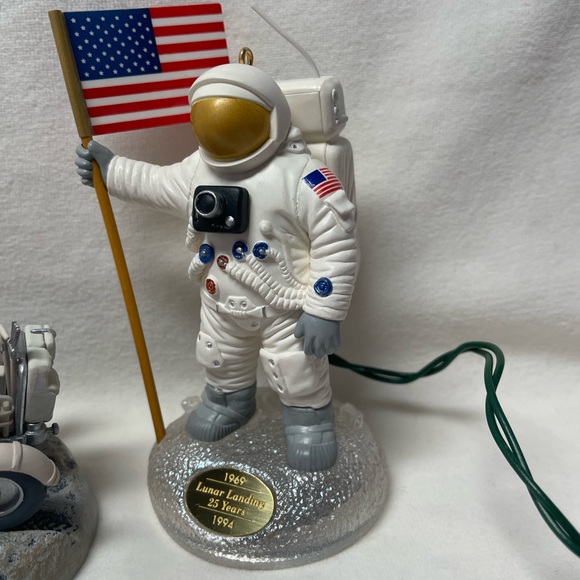 Neil Armstrong Ornament & Lunar Rover Vehicle Ornament - Picture 4 of 13